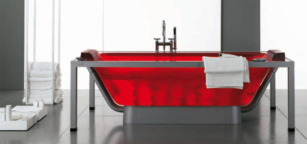 vasca bagno rosso semitrasparente