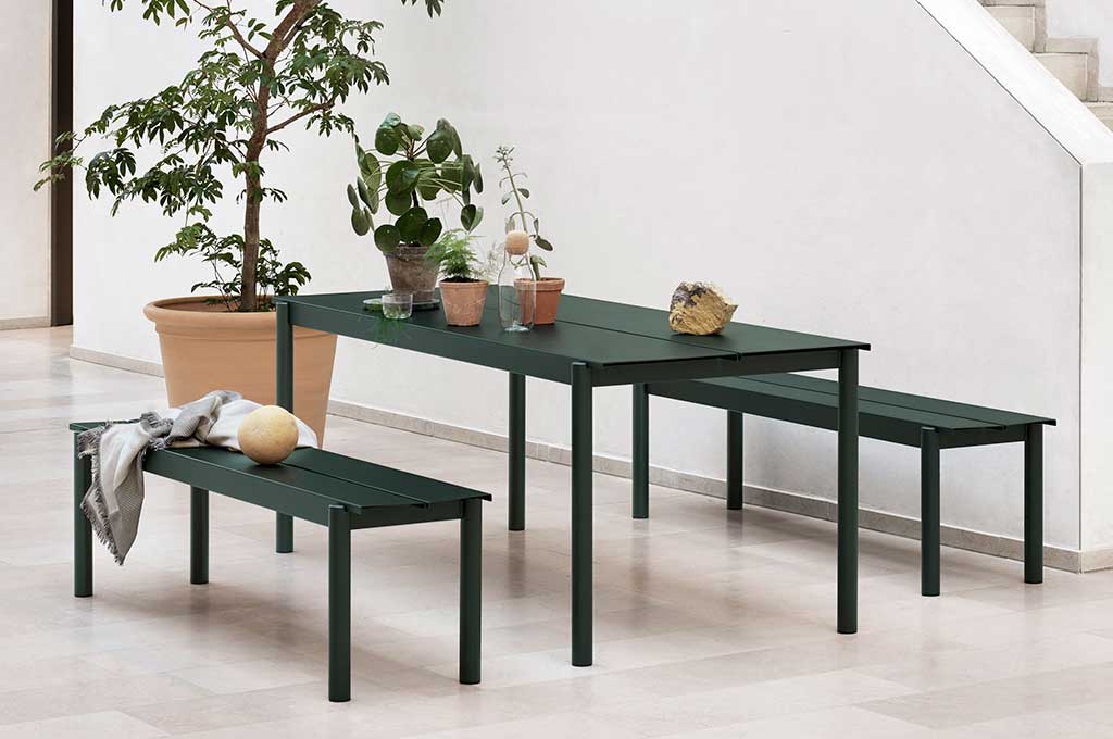 tavolo e panche verde